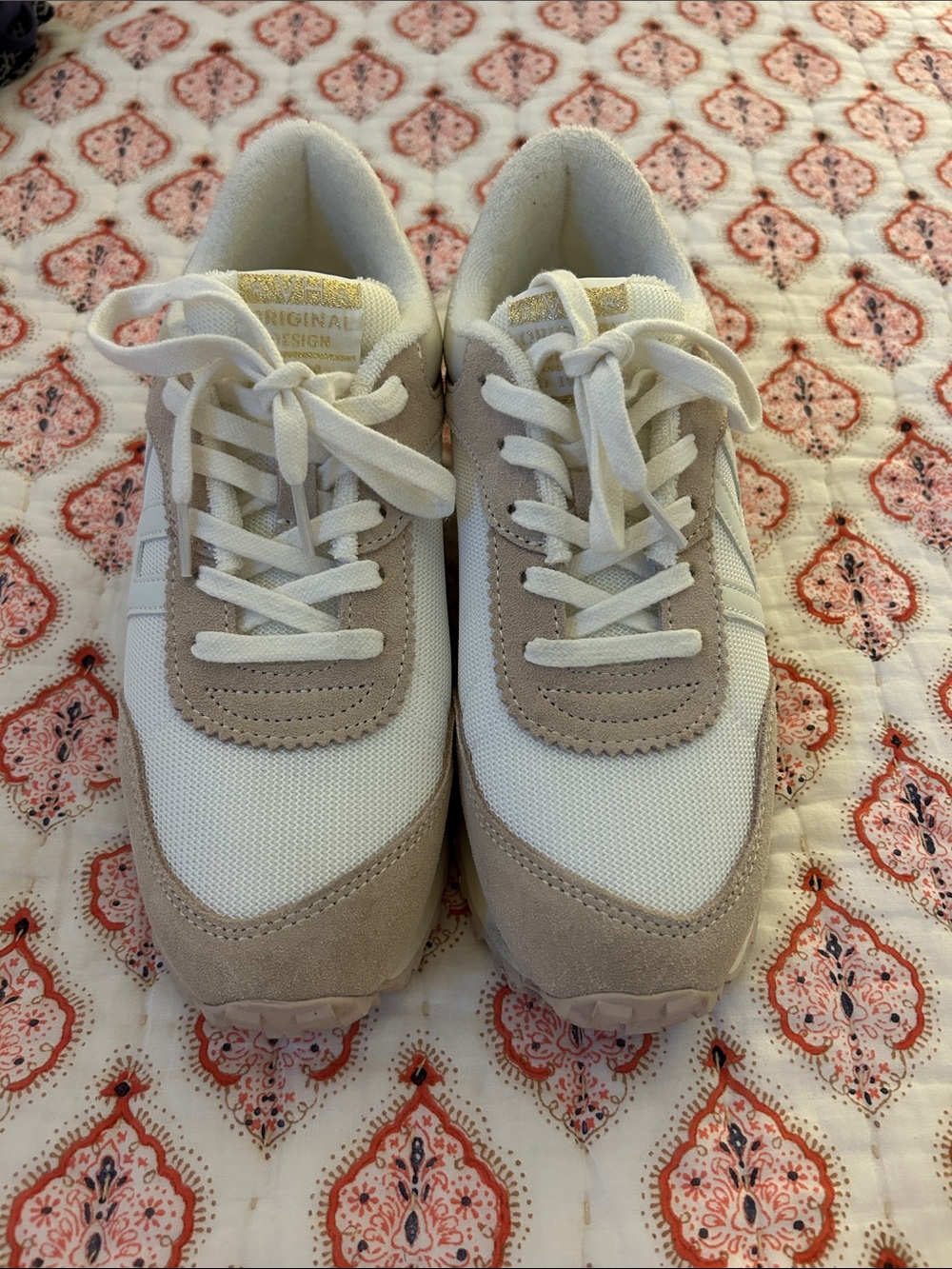 Vintage Havana Neutral Beige & White 'VH' Logo Runner Sneakers - Picture 3 of 8